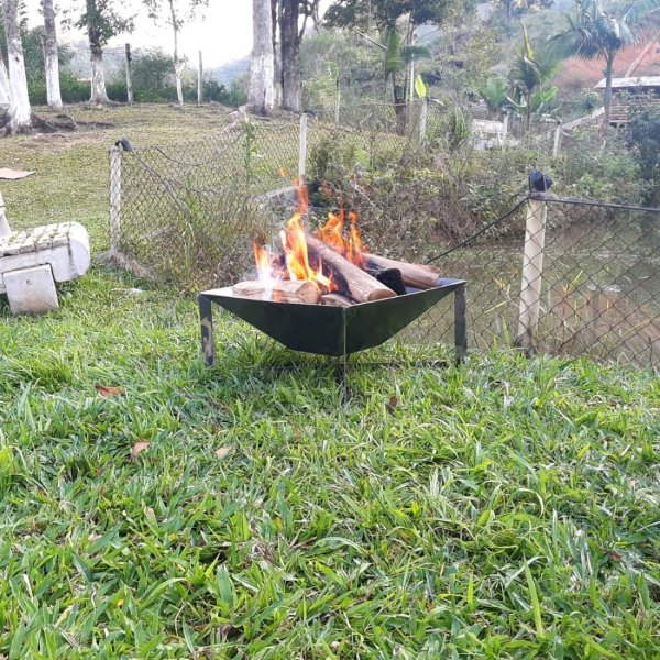 LAREIRA ACO CARBONO EXTERNA BRUTA COR BRUTA DO AÇO 0